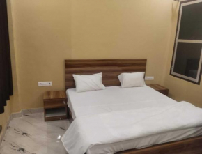 Hotel O Home Fauzi Rasoi & Guest Homestay